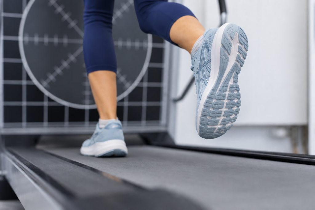 Laufschuhe für die Laufbandanalyse bei INNOPED Laufschuhe für die Laufbandanalyse bei INNOPED